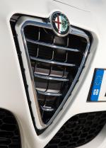 Alfa Romeo Giulietta Cloverleaf 2010 года (UK)